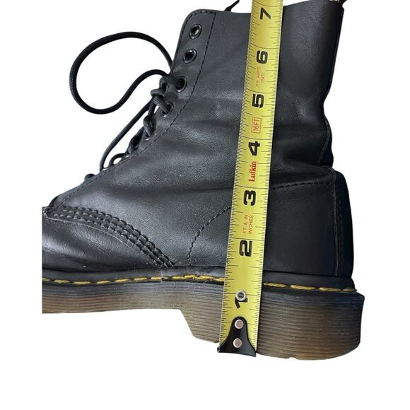 Doc Dr. Martens Black Boots Classic Women’s Size 8 Air Wair Punk Grunge Goth Emo - Picture 9 of 9